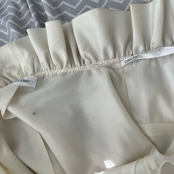 Calvin Klein Ivory Ruffle Blazer - Picture 4 of 5